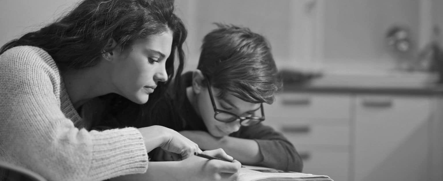 Educação domiciliar no Brasil: análise do PL 1.338/2022 à luz de evidências